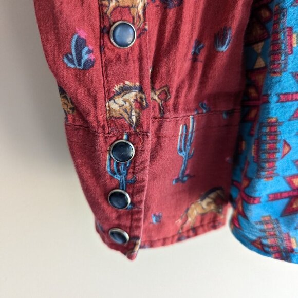 Tin Haul Horses and Southwestern Print button down top - Picture 3 of 8
